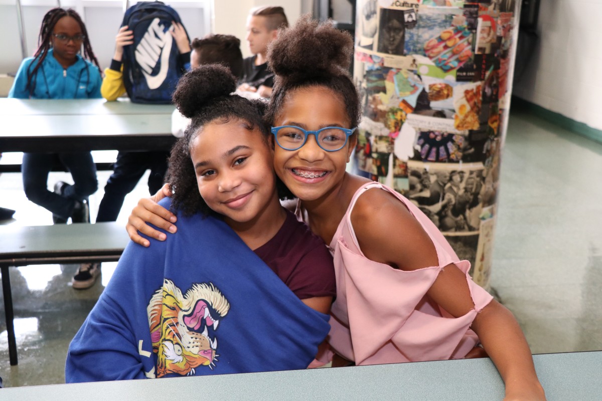 Heritage Middle School 6th Grade Students at Orientation Heritage Middle School NECSD